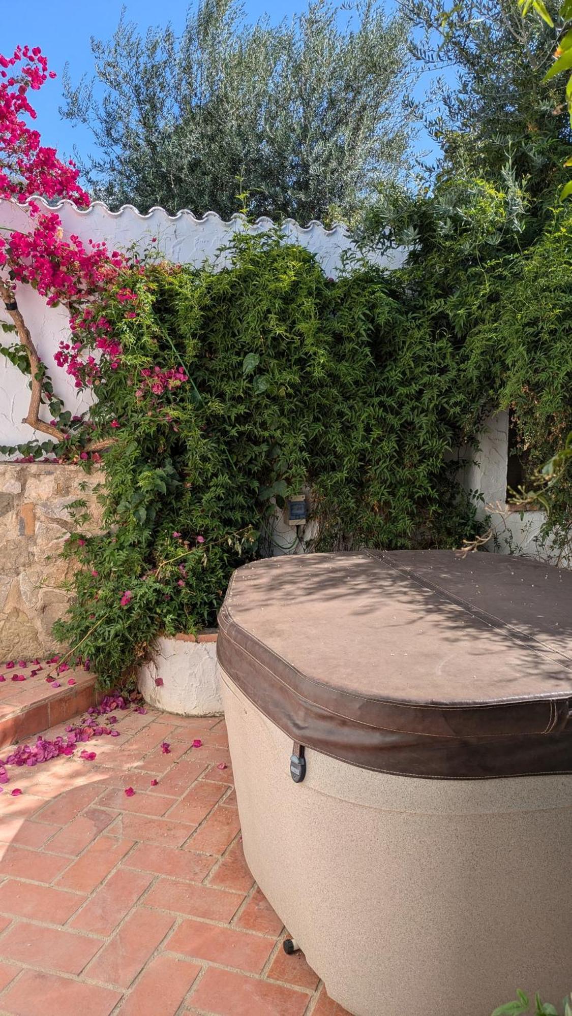 מלון Periana One Life Malaga Retreat מראה חיצוני תמונה
